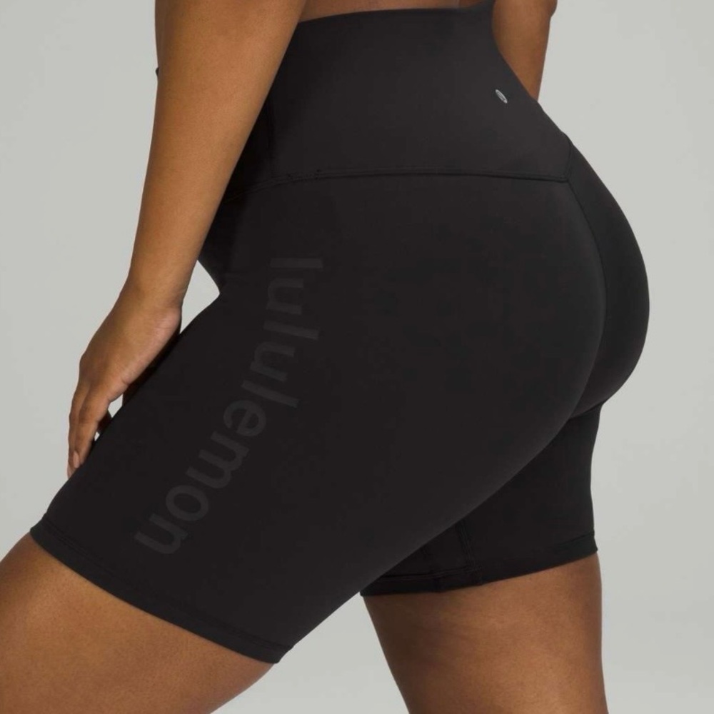Align High-Rise Short 8" with Logo